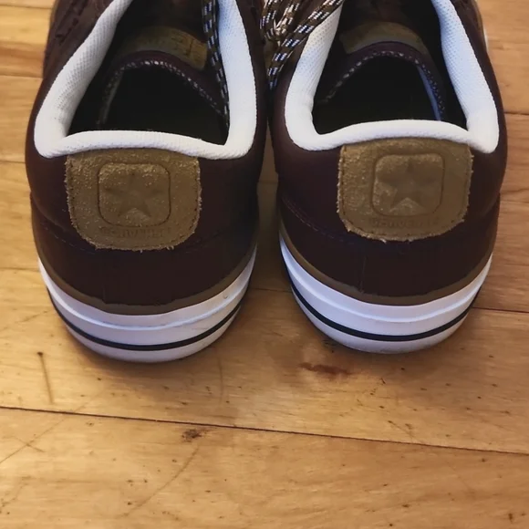 Too big - Picture 2 of 3